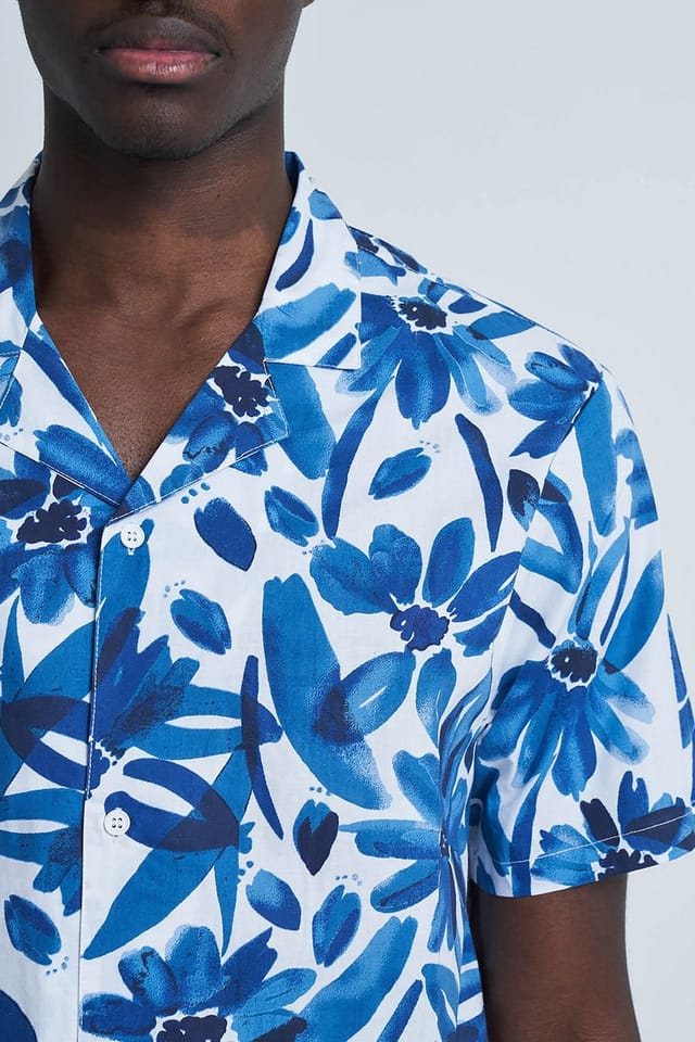 Native Youth Native Youth Men's Cotton Short Sleeve Lightweight Floral Relaxed Shirt in Blue - 3