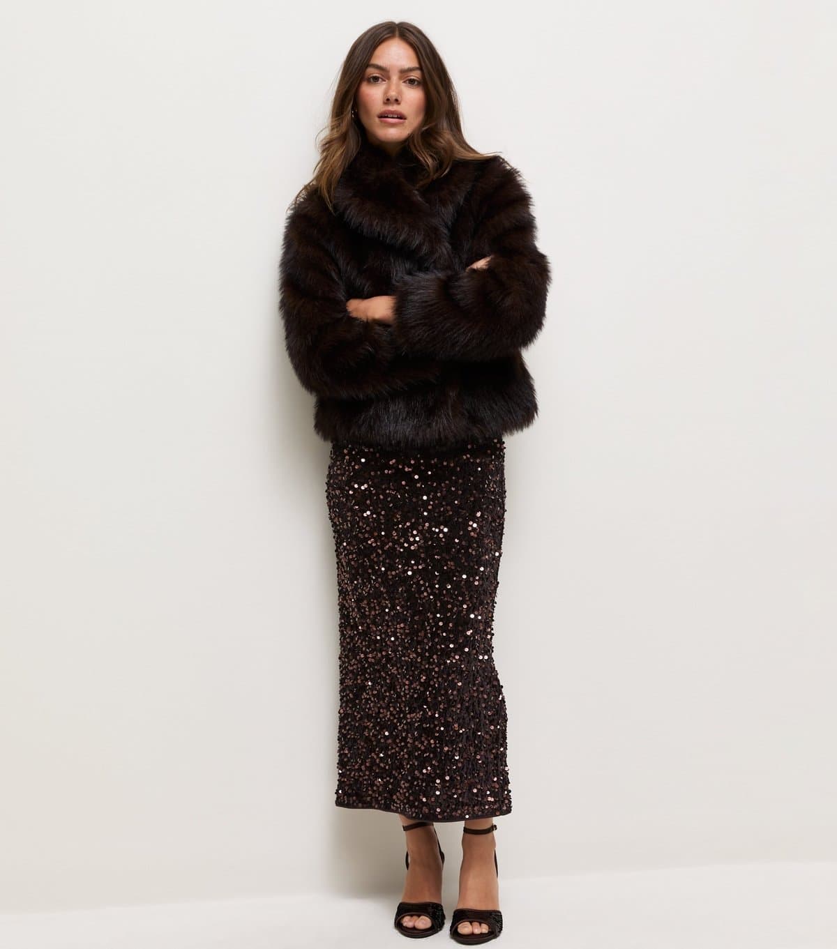 New Look Women's Petite Dark Brown Velvet Sequin Midi Pencil Skirt New Look