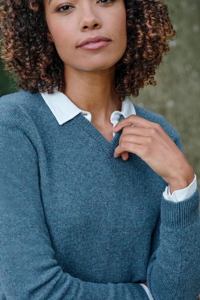 WoolOvers WoolOvers Women's 100% Wool Classic V Neck Jumper in Teal - 2