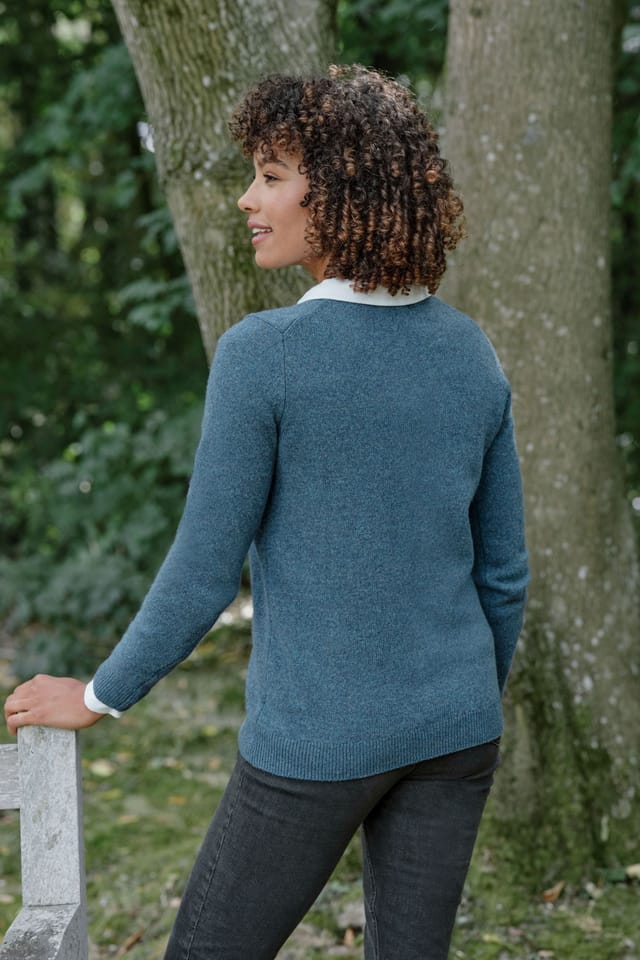 WoolOvers WoolOvers Women's 100% Wool Classic V Neck Jumper in Teal - 3