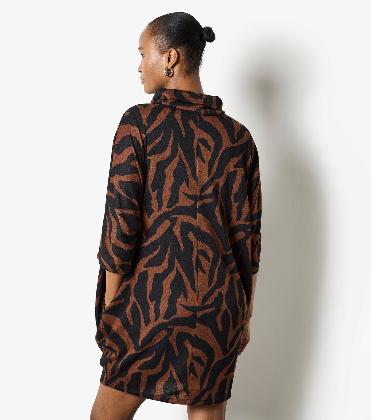 Apricot Women's Brown Zebra High Neck Cocoon Dress Apricot New Look - 3