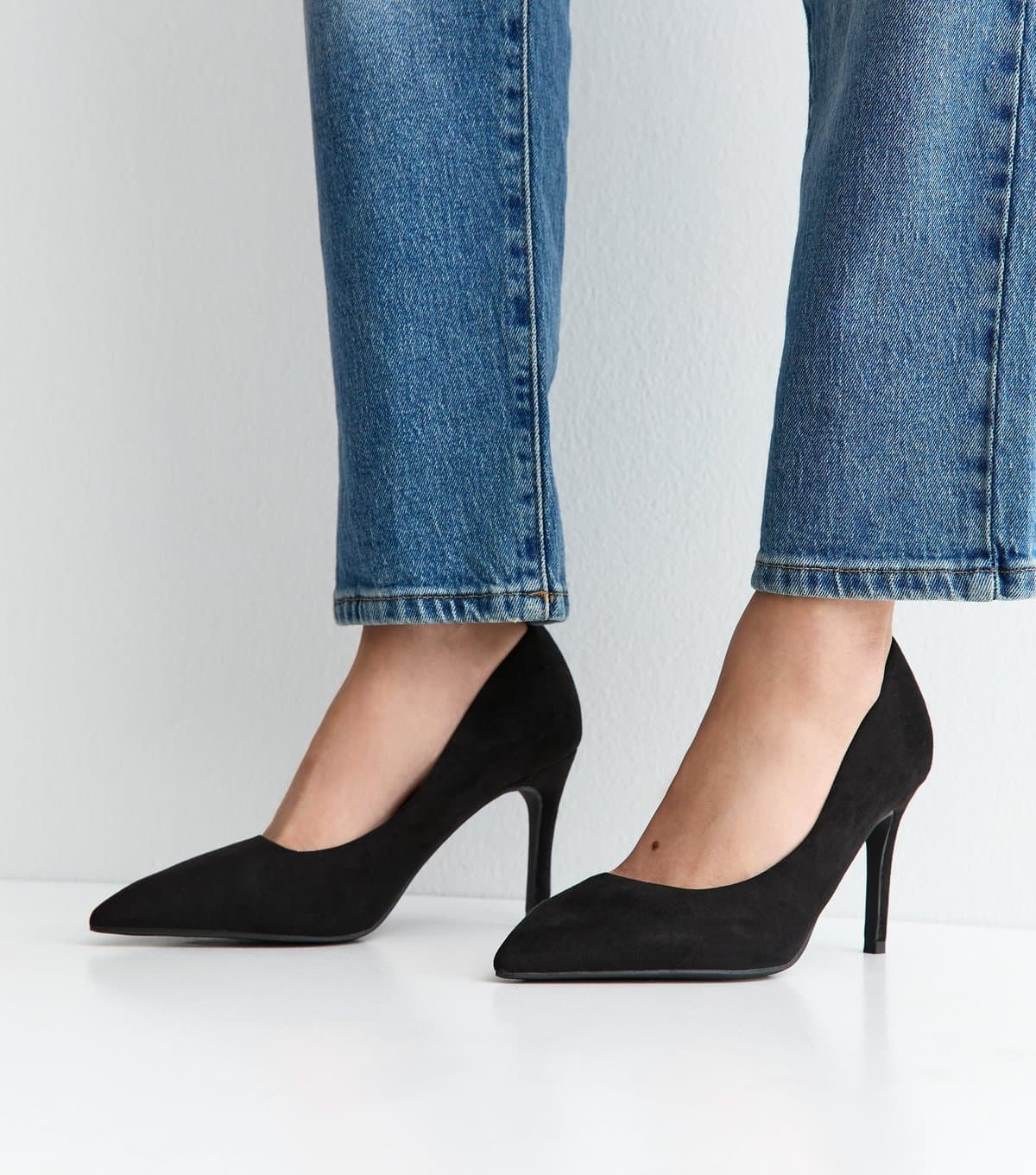 New Look Women's Extra Wide Fit Black Faux Suede Pointed Toe Court Shoes New Look