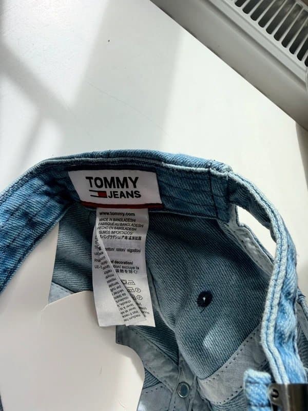 Tommy Hilfiger Tommy Jeans core flag denim cap in indigo blue