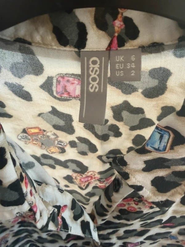 ASOS ASOS leopard print shirt size 6
