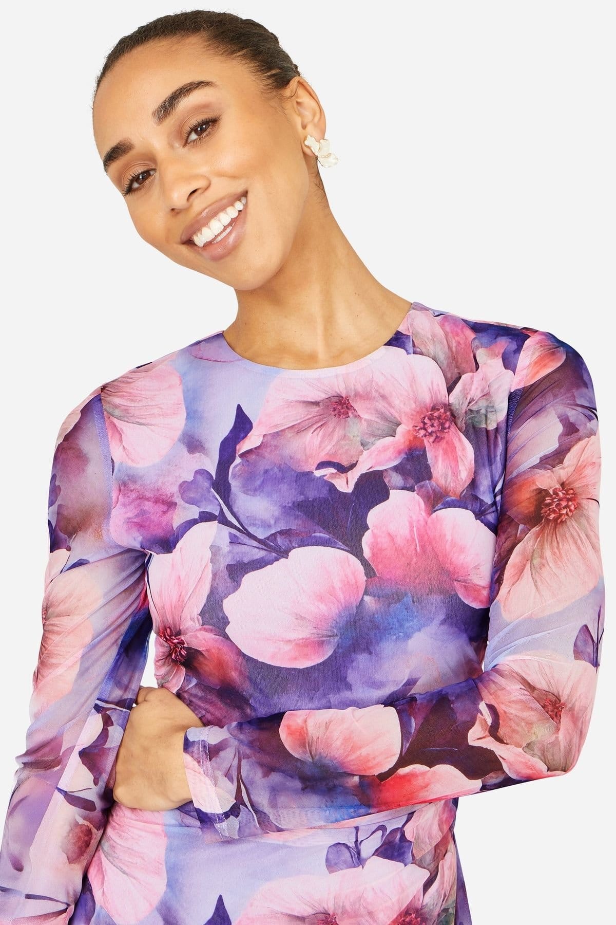 Yumi Yumi Women's Purple Floral Mesh Midi Dress With Tie Back in Lilac - 4