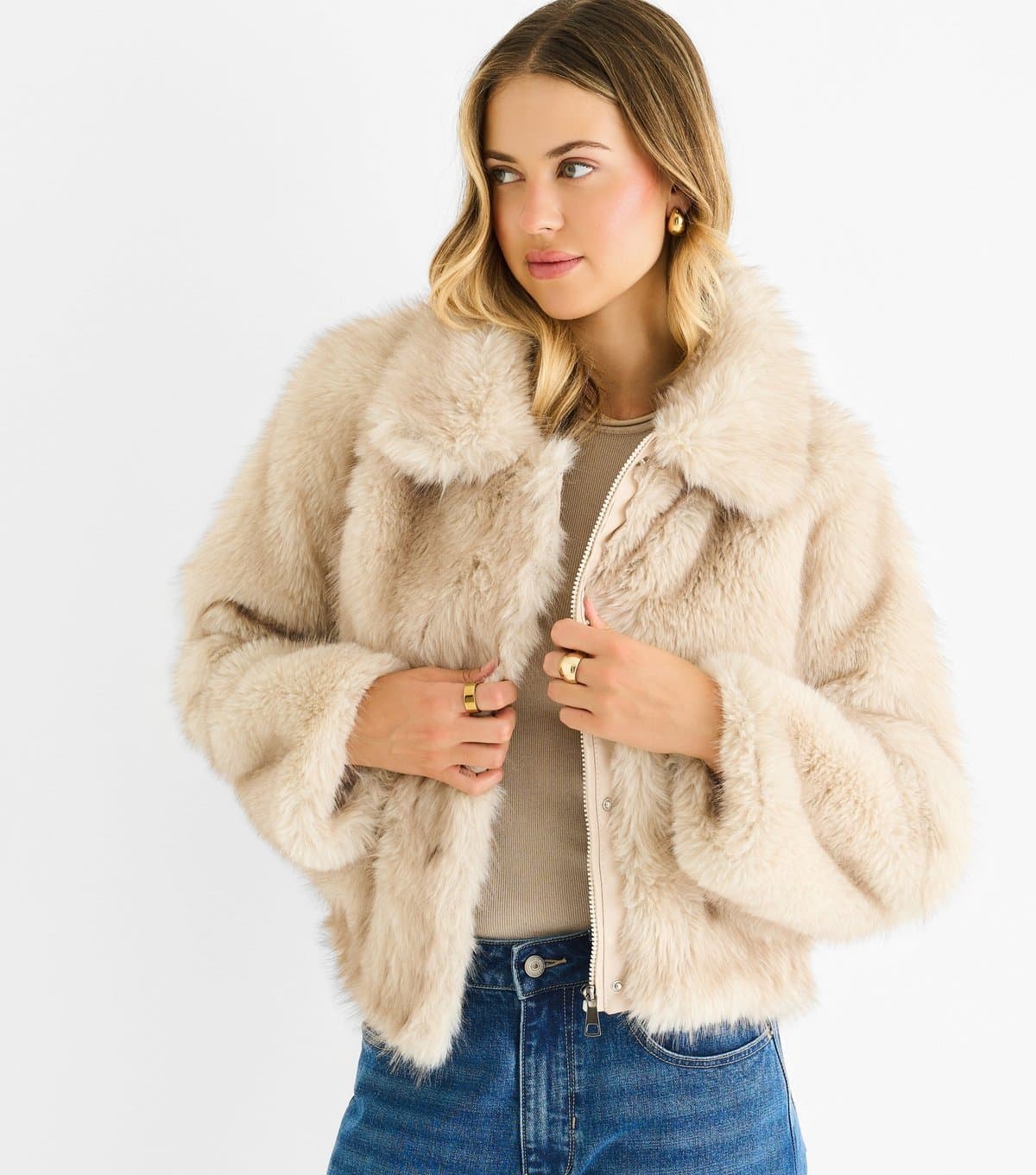 Gini London Women's Premium Camel Faux Fur Zip Up Jacket Gini London New Look