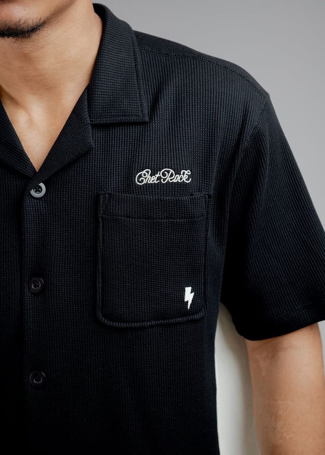 Chet Rock Chet Rock Sienna Men's Oversized Waffle Jersey Shirt with Embroidery in Black - 2