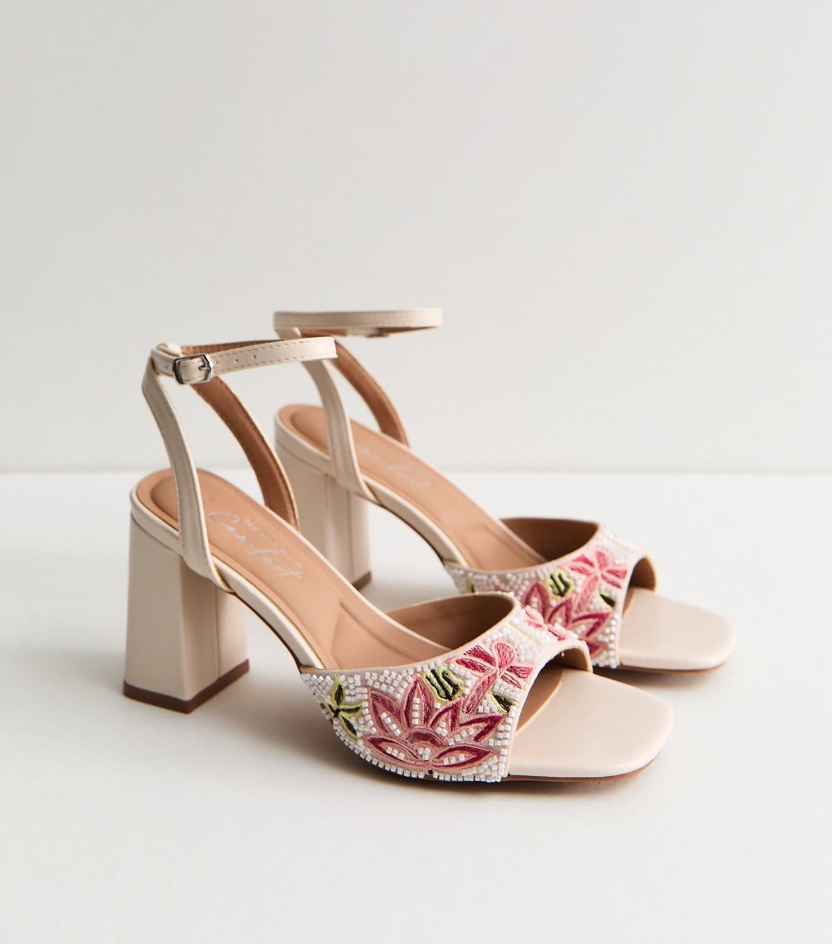New Look Women's Off White Beaded Floral Block Heel Sandals Vegan New Look - 4