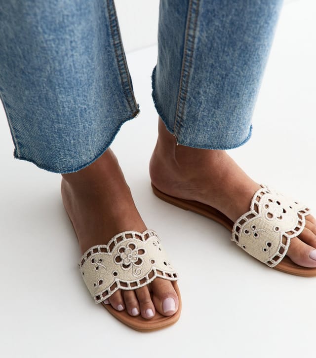 New Look Women's Off White Floral Broderie Anglaise Flat Mule Sandals Vegan New Look - 2
