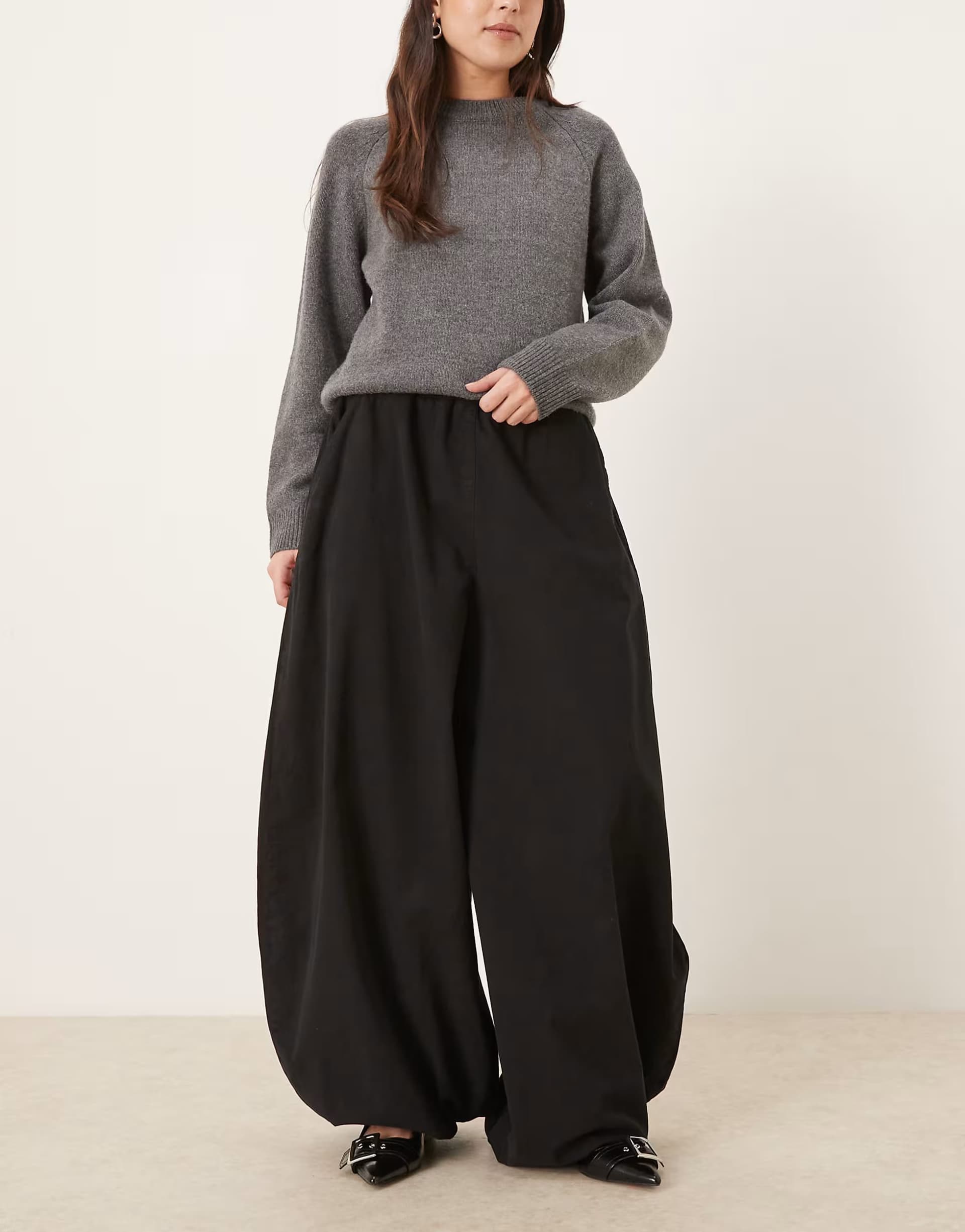 ASOS ASOS DESIGN balloon trousers in black