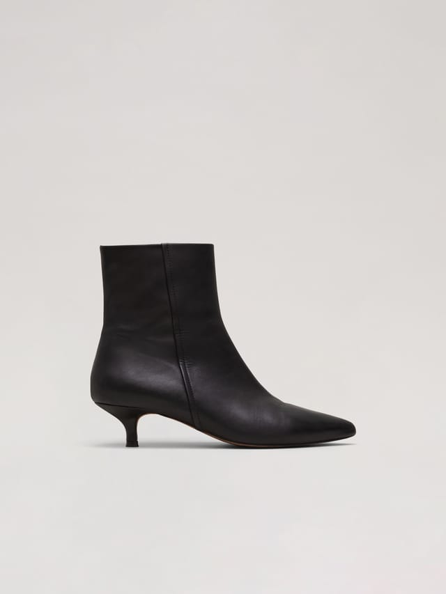 Phase Eight Phase Eight Women's Leather Kitten Heel Boot in Black - 2