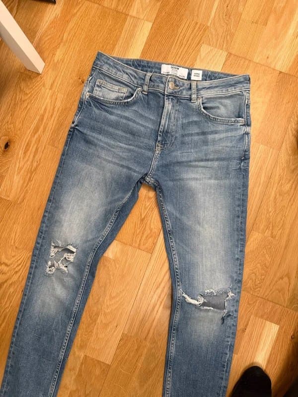 Bershka Men’s denim jeans