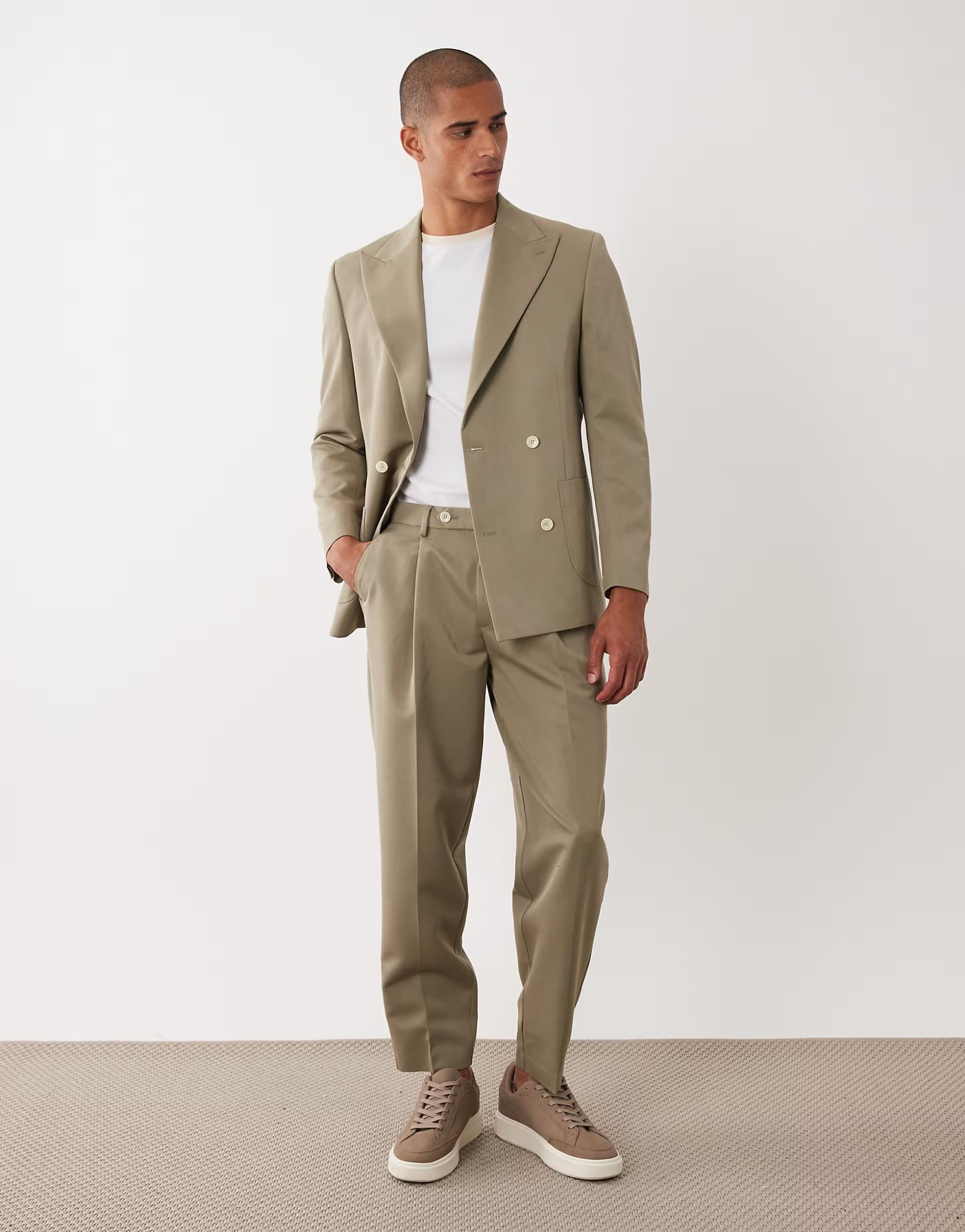 ASOS ASOS DESIGN oversized tapered suit trousers in khaki