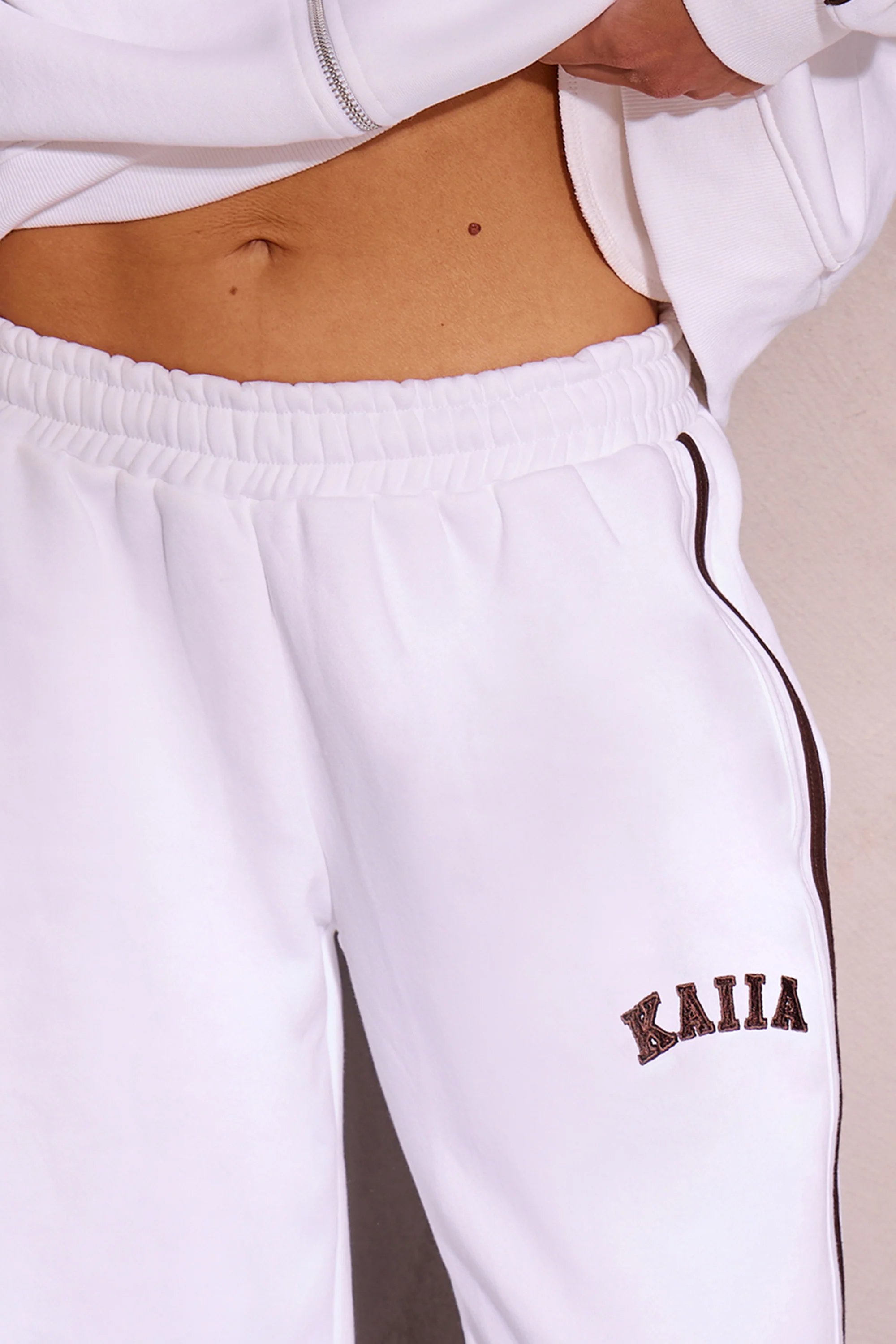 Kaiia Kaiia Side Stripe Wide Leg Joggers Off White & Brown - 2