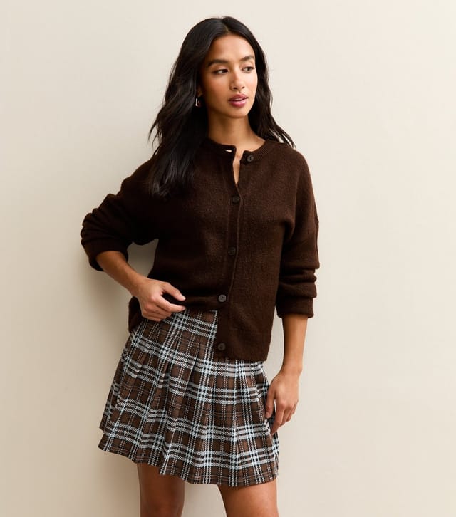 New Look Women's Petite Brown Checked Pleated Mini Skirt New Look - 2