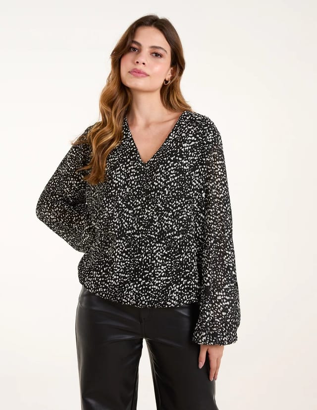 Blue Vanilla Pleated Bubble Hem Blouse - 3