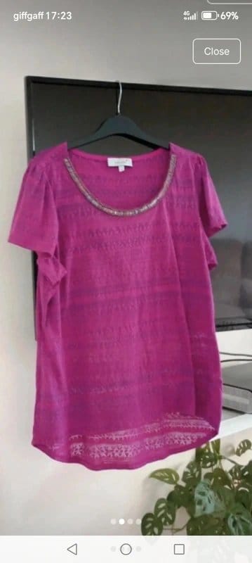 Per Una Ladies size 14 per una purple pink embellished neckline detail Shortsleeve top - 1