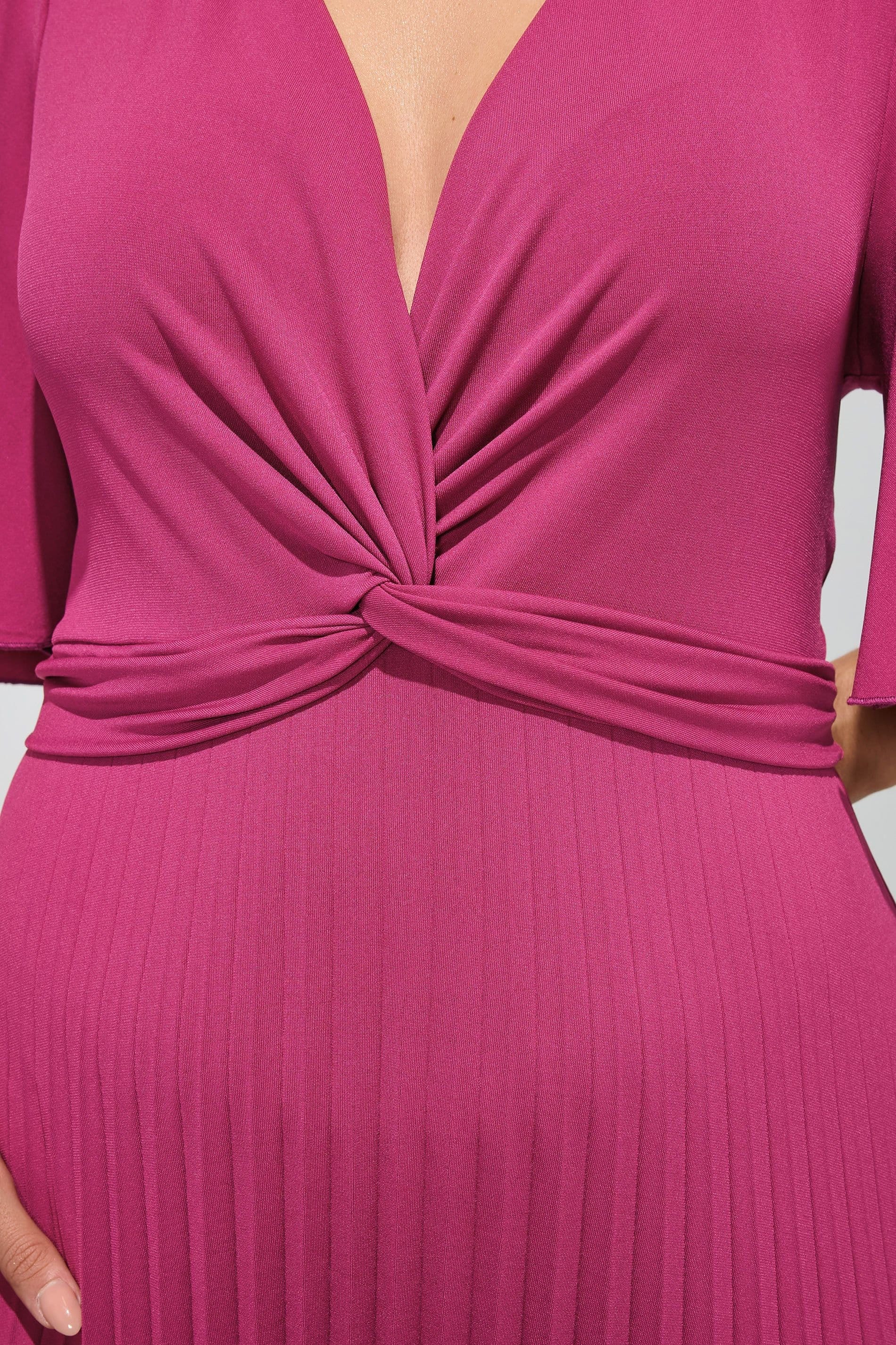 Yours Yours Women's Knot Pleated Maxi Dress in Dark Pink - 4