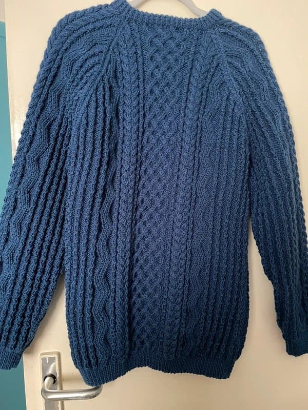 woolcornercrafts Handknitted unisex aran sweater navy size 44” chest