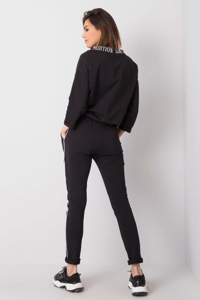 Love Lace Love Lace Women's Embroidered Stand Collar 3/4 Tracksuit in Black - 3