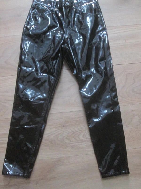 Topshop Topshop size 6 Petite black vinyl Trousers great condition