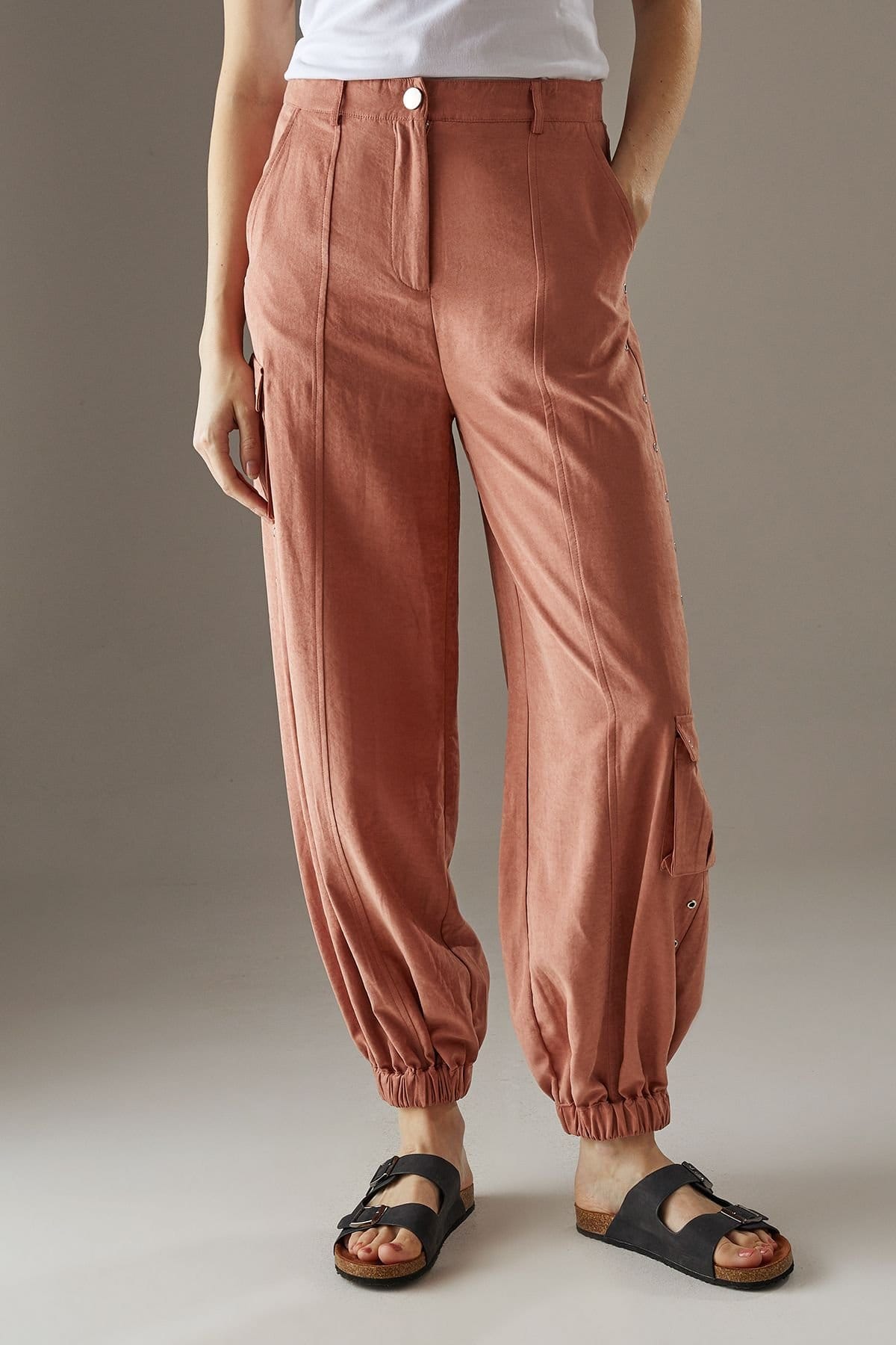 Warehouse Warehouse Women's Peach Satin Utility Eyelet Detail Cuffed Trousers in Rust - 1