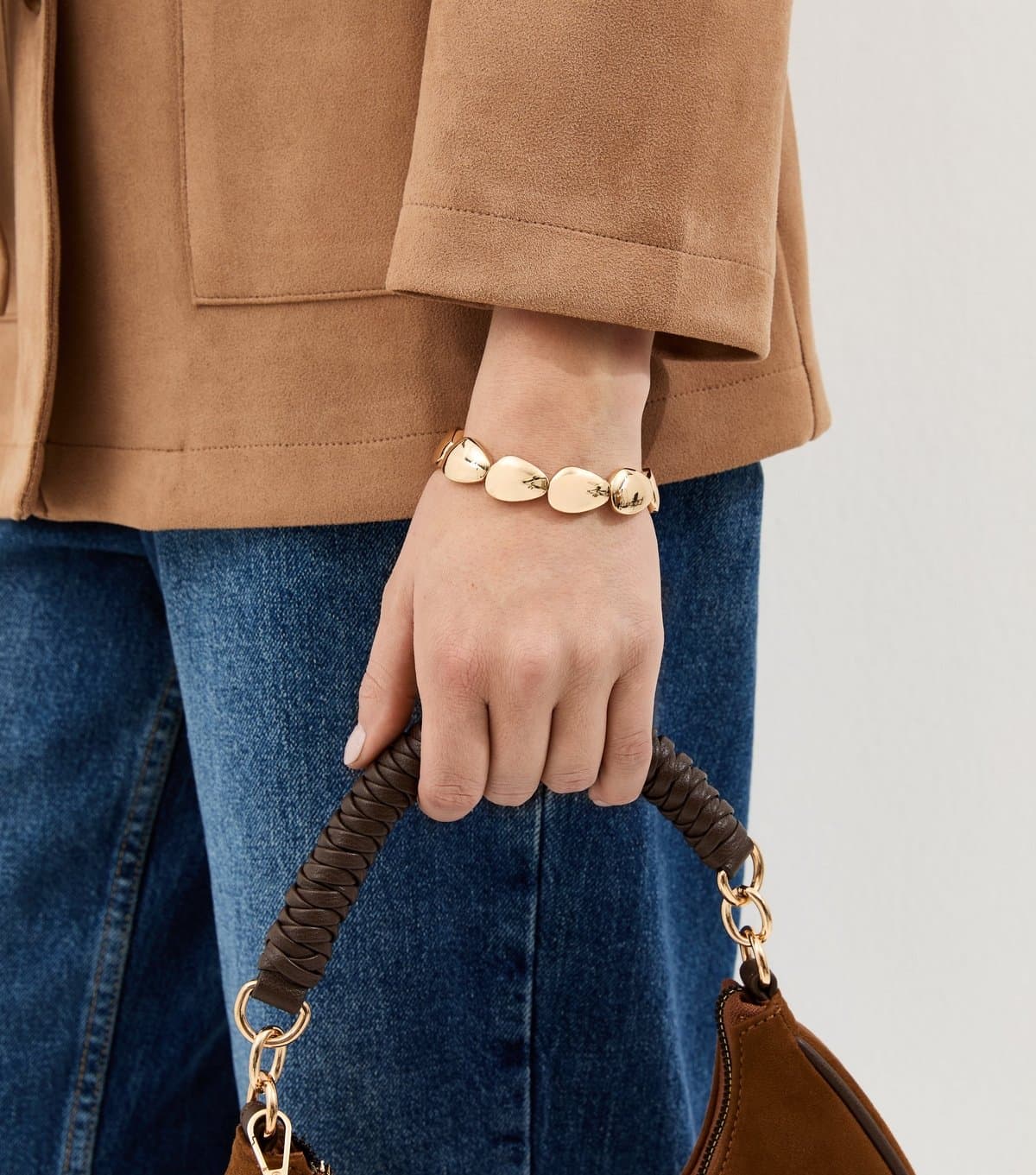 New Look Gold Tone Sleek Pebble Stretch Bracelet New Look