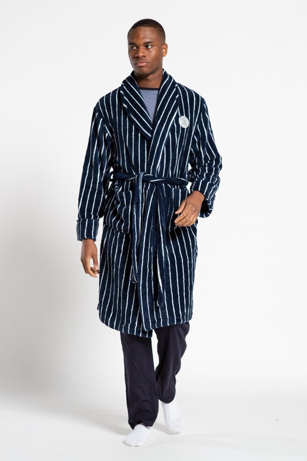 Tokyo Laundry Tokyo Laundry Men's Striped Fleece Dressing Gown in Navy - 4