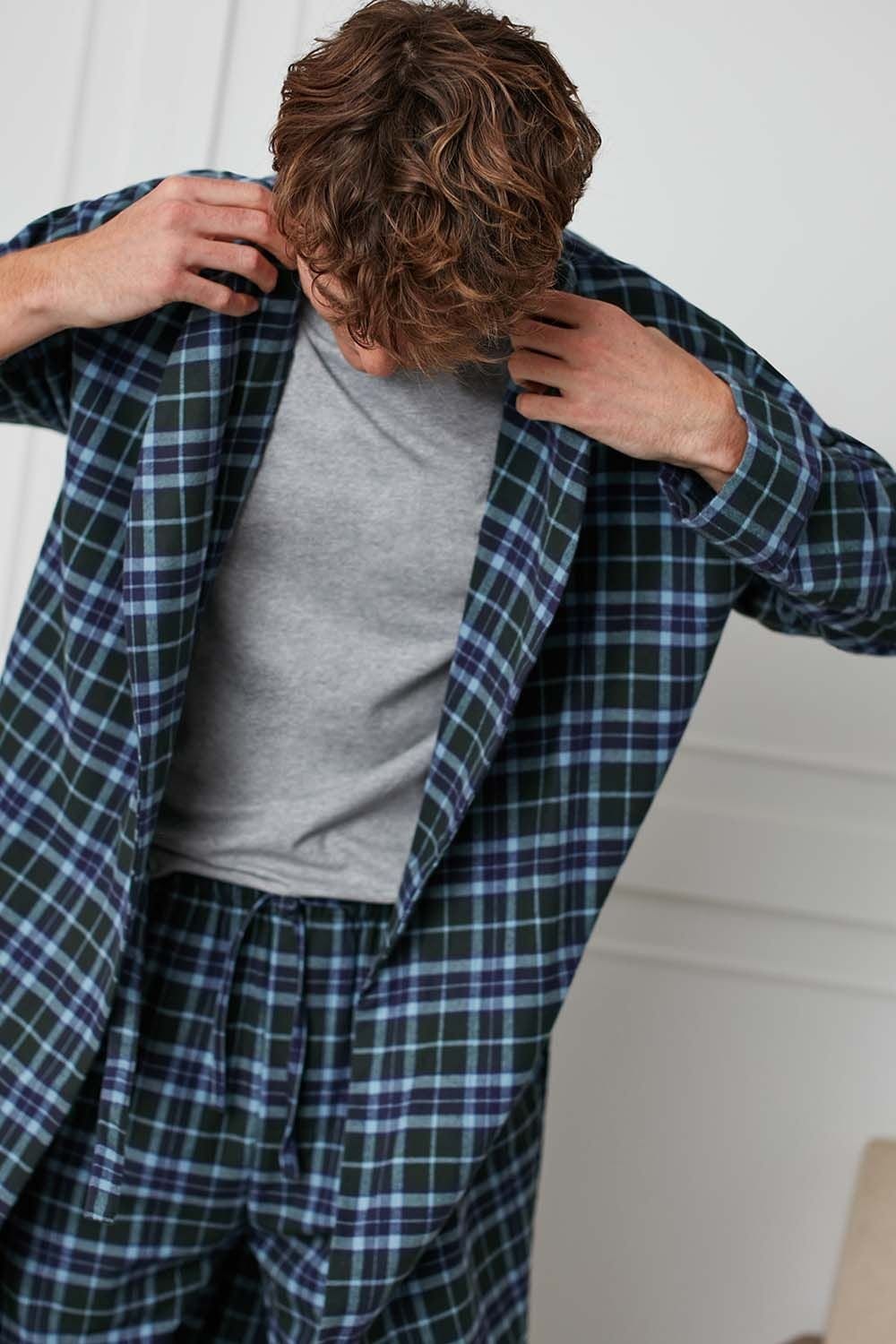 British Boxers British Boxers Men's 'Jura' Tartan Brushed Cotton Dressing Gown in Dark Green - 4