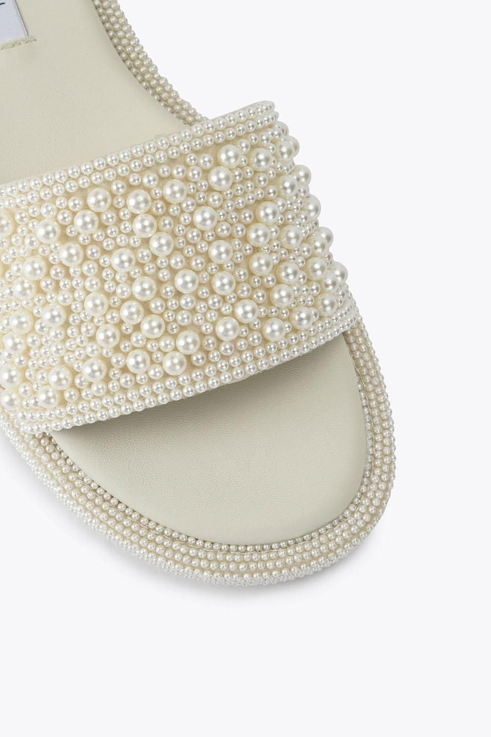 Steve Madden STEVE MADDEN Women's 'Rubee White' Sandals in White - 4