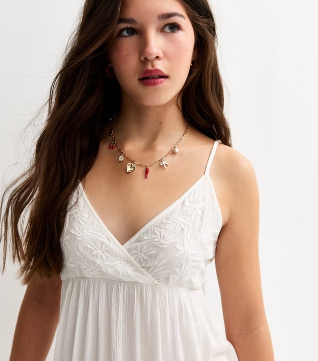 New Look Girls' White Embroidered Babydoll Mini Dress New Look - 3
