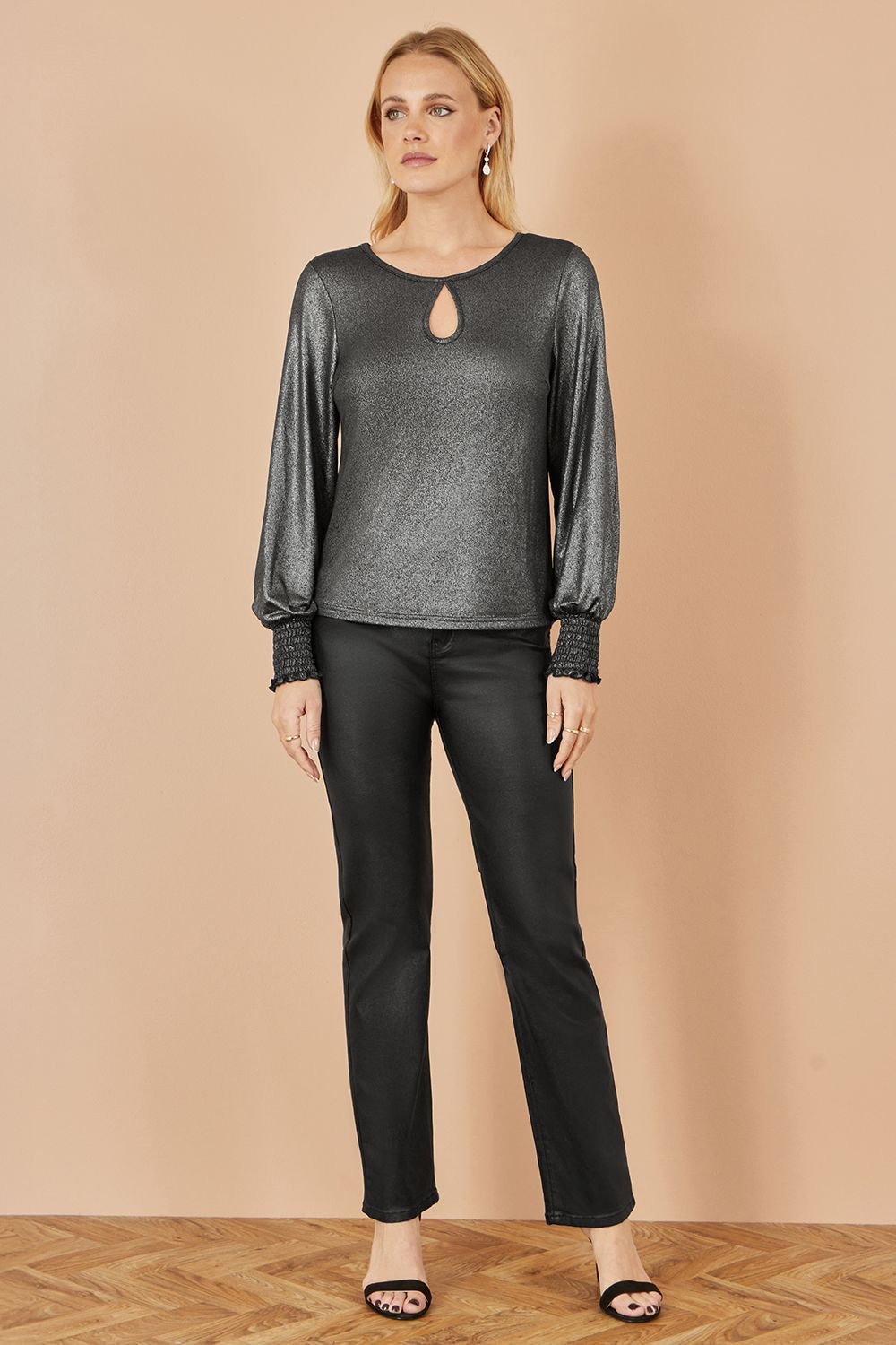 Yumi Yumi Women's Black Metallic Bow Back Top - 3