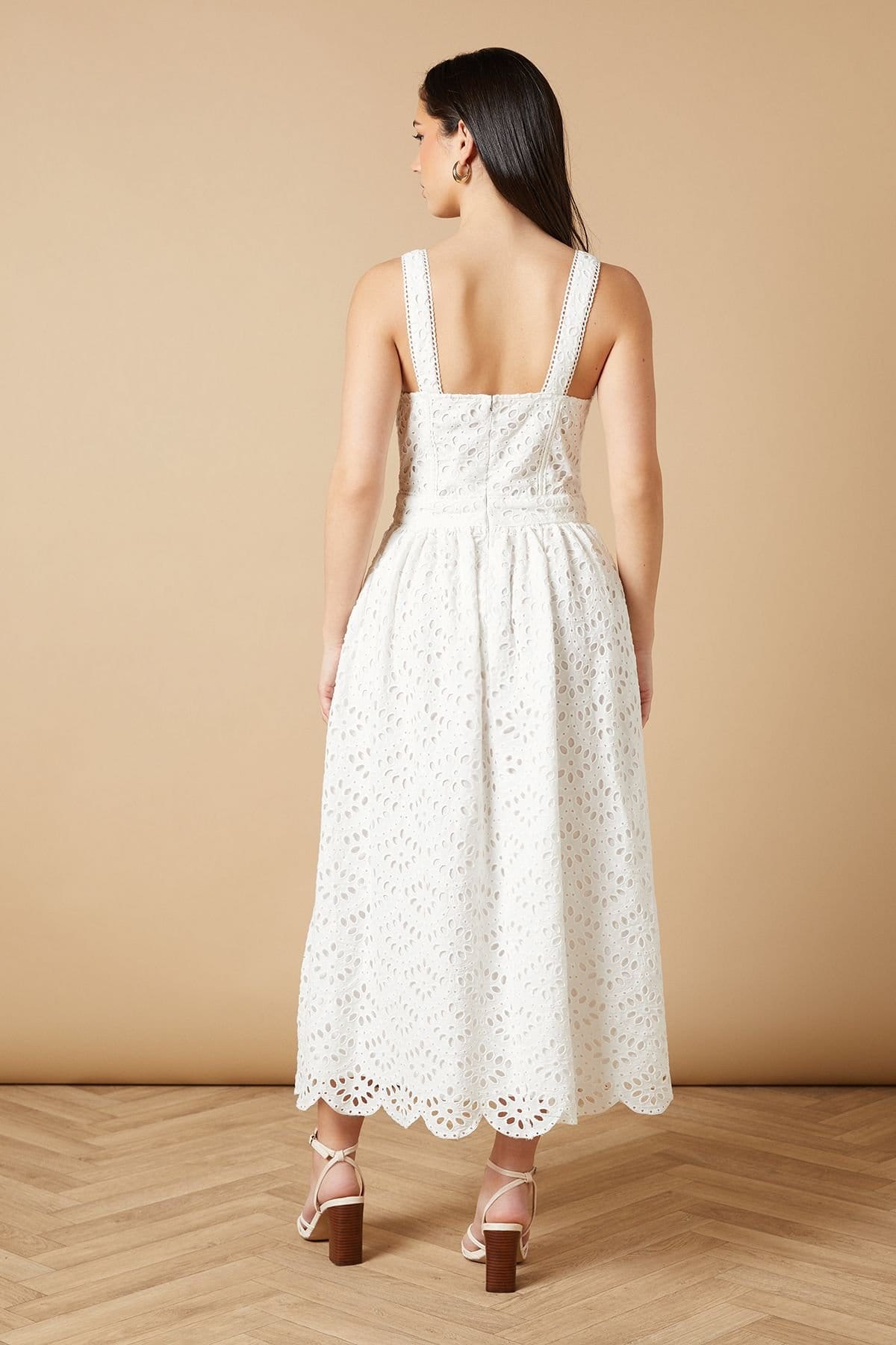 Oasis Oasis Women's Embroidered Broderie Midi Dress in White - 4