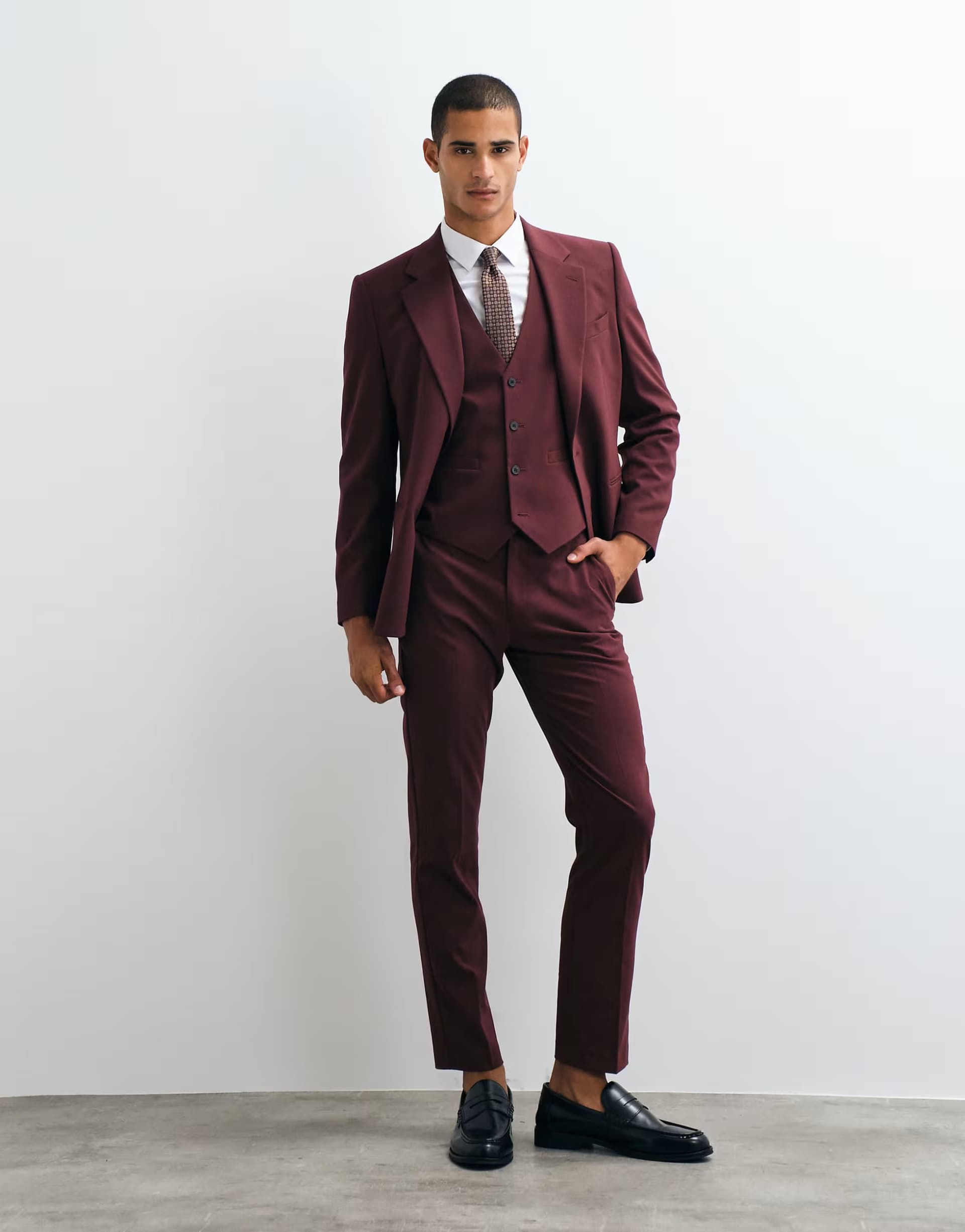 ASOS ASOS DESIGN slim suit trousers in burgundy
