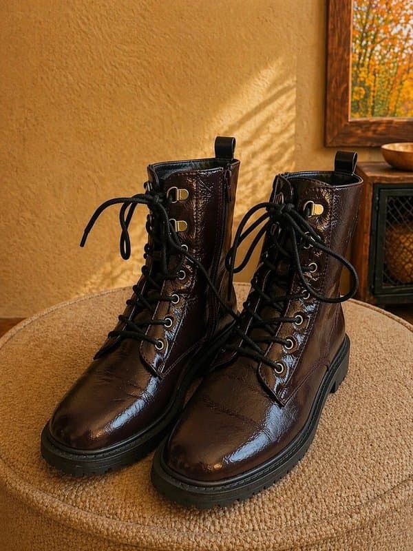 New Look Women’s size 7 patent burgundy ankle boots by New Look