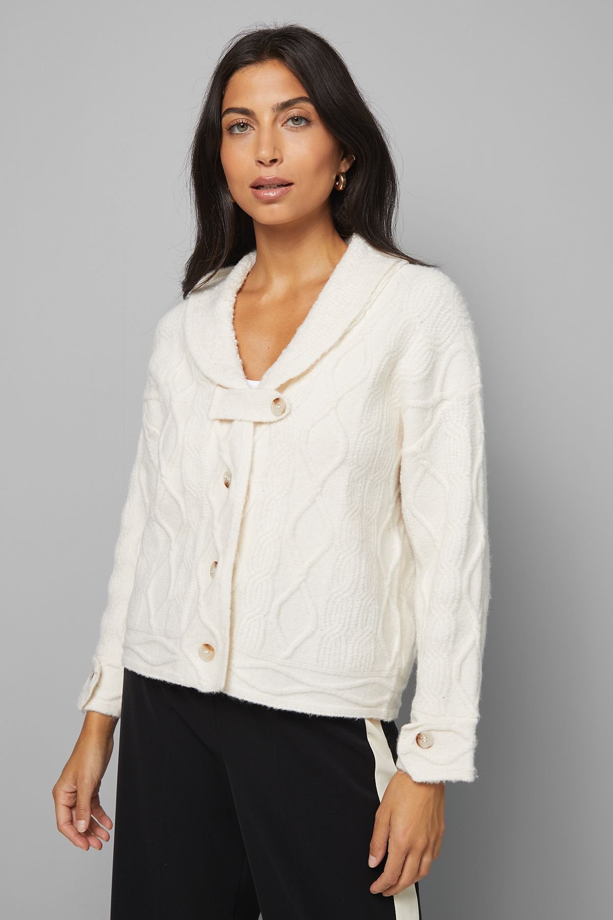 Wallis Wallis Women's Cable Knit Collar Cardigan in Ivory - 2