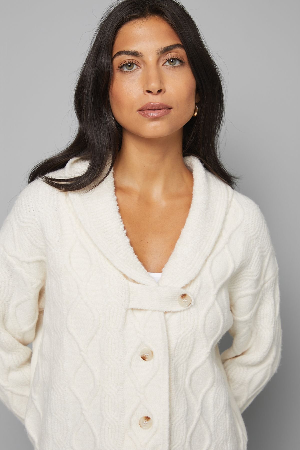 Wallis Wallis Women's Cable Knit Collar Cardigan in Ivory - 4