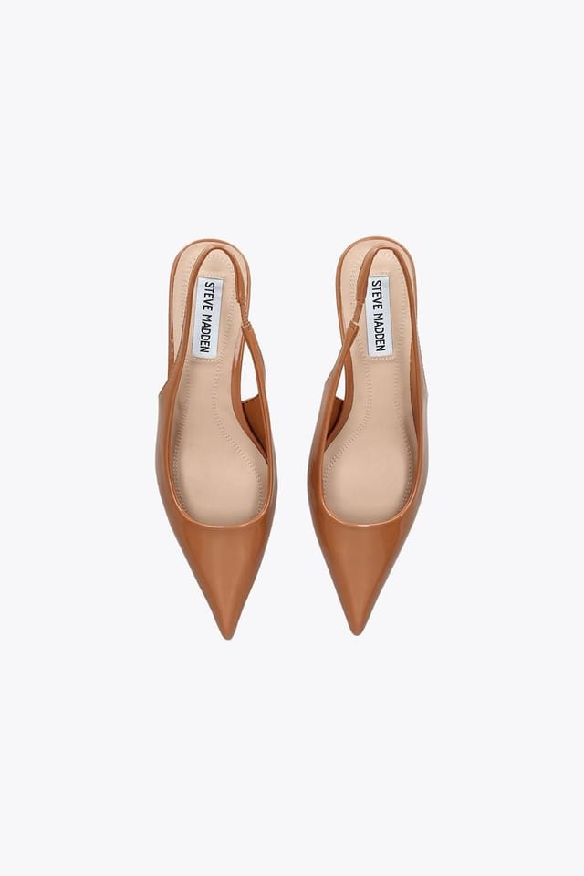 Steve Madden STEVE MADDEN Women's 'Kittie Camel' Flats in Camel - 2