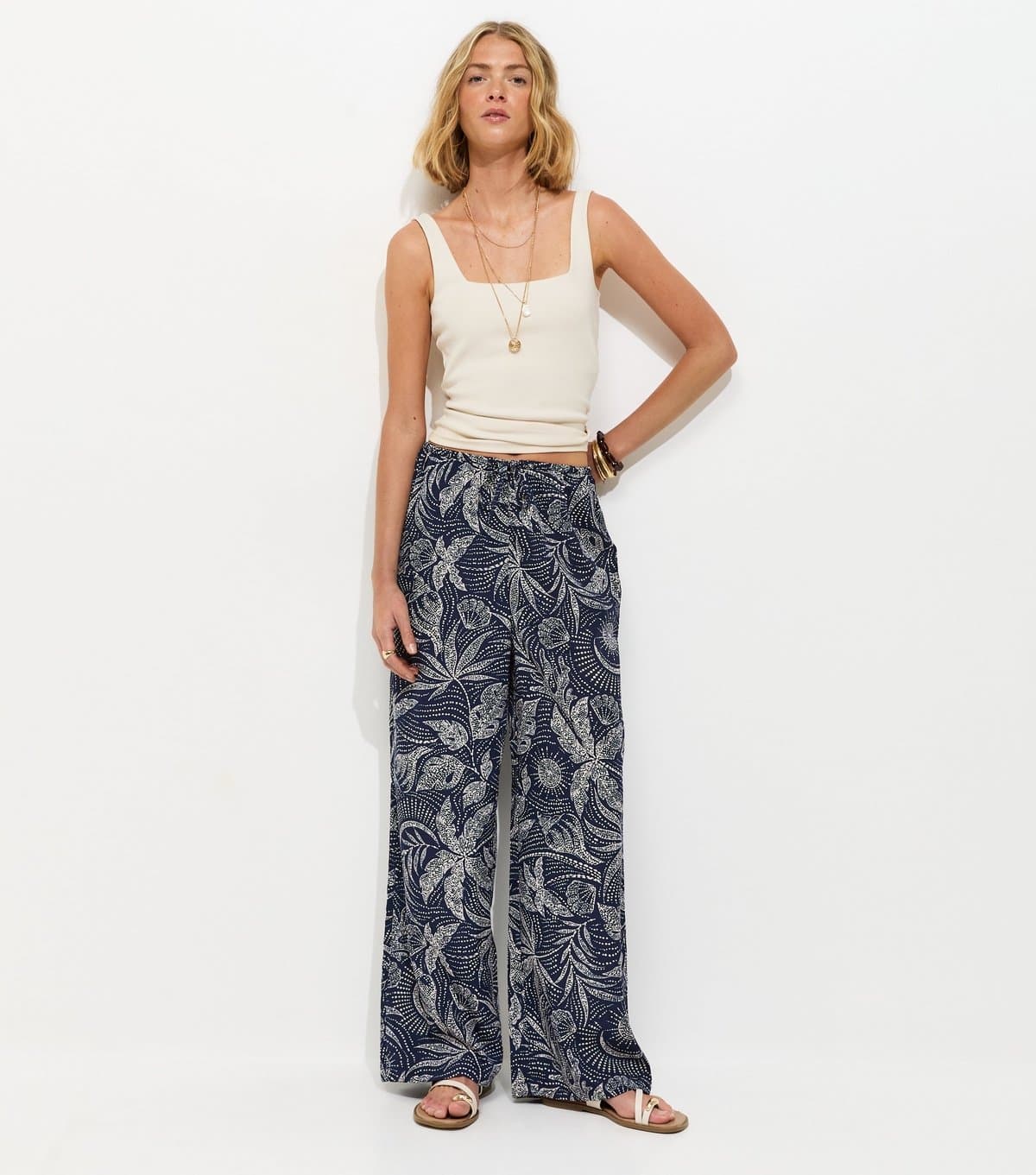 New Look Women's Blue Leaf Print Drawstring Wide Leg Trousers New Look