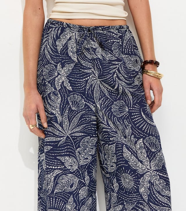 New Look Women's Blue Leaf Print Drawstring Wide Leg Trousers New Look - 2
