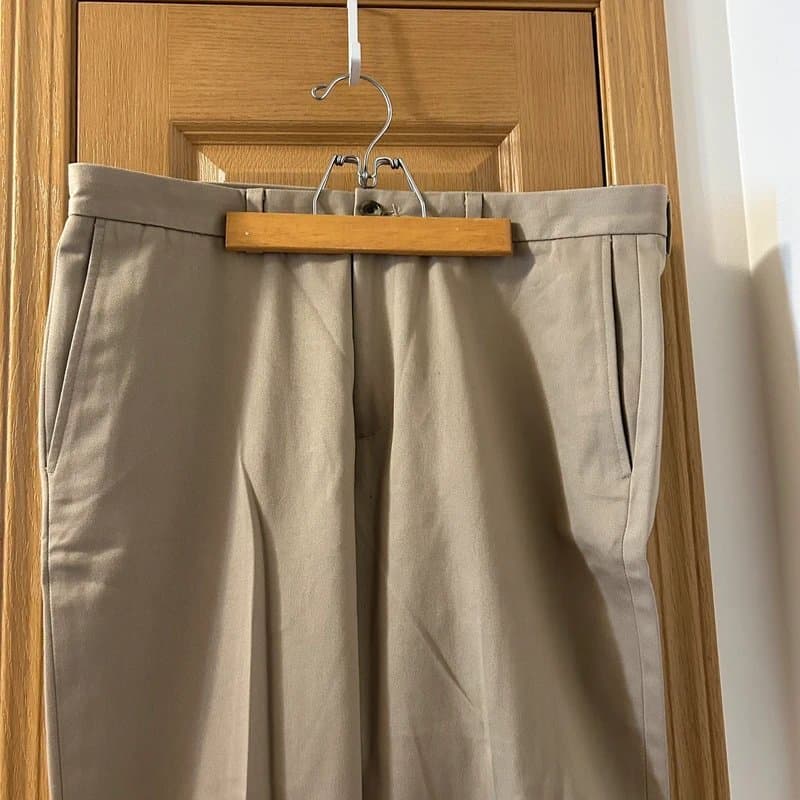 Eddie Bauer Eddie Bauer Men's Khaki Chino Pants
