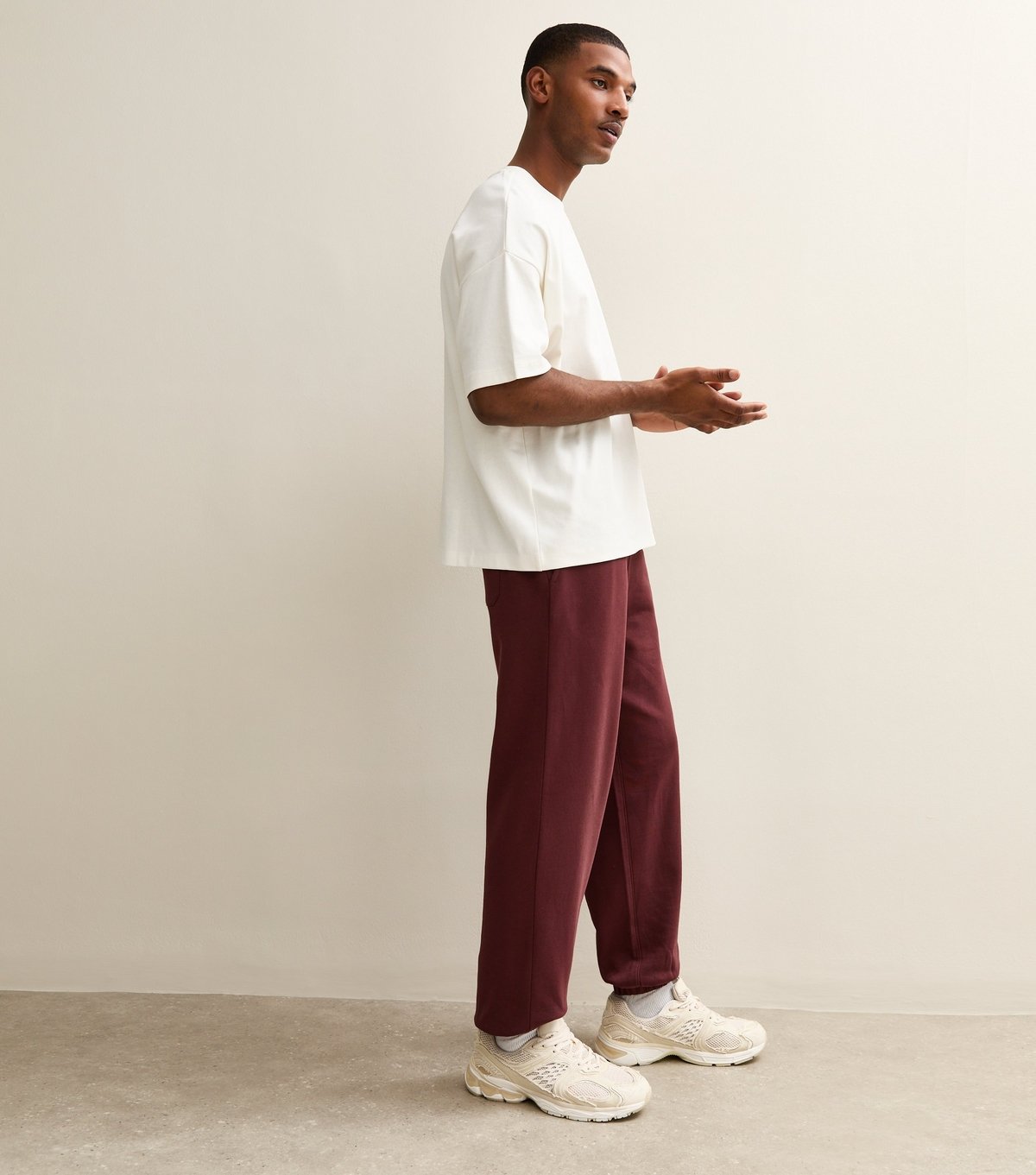 New Look Men's Mid Brown Oversized Cuffed Ankle Joggers New Look - 2