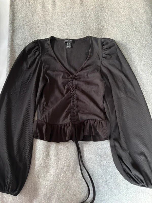 New Look Black long sleeved ruched front top