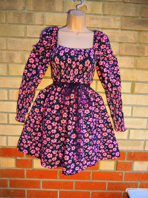 Topshop Topshop black pink wrinkle floral long sleeve shirred skater casual winter dress 8 S