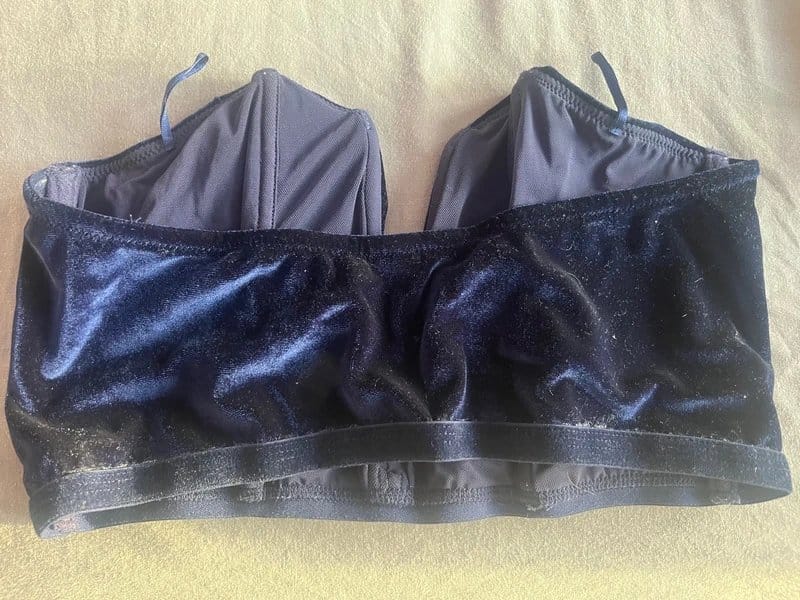 New Look Navy Velvet Sleeveless Crop Top