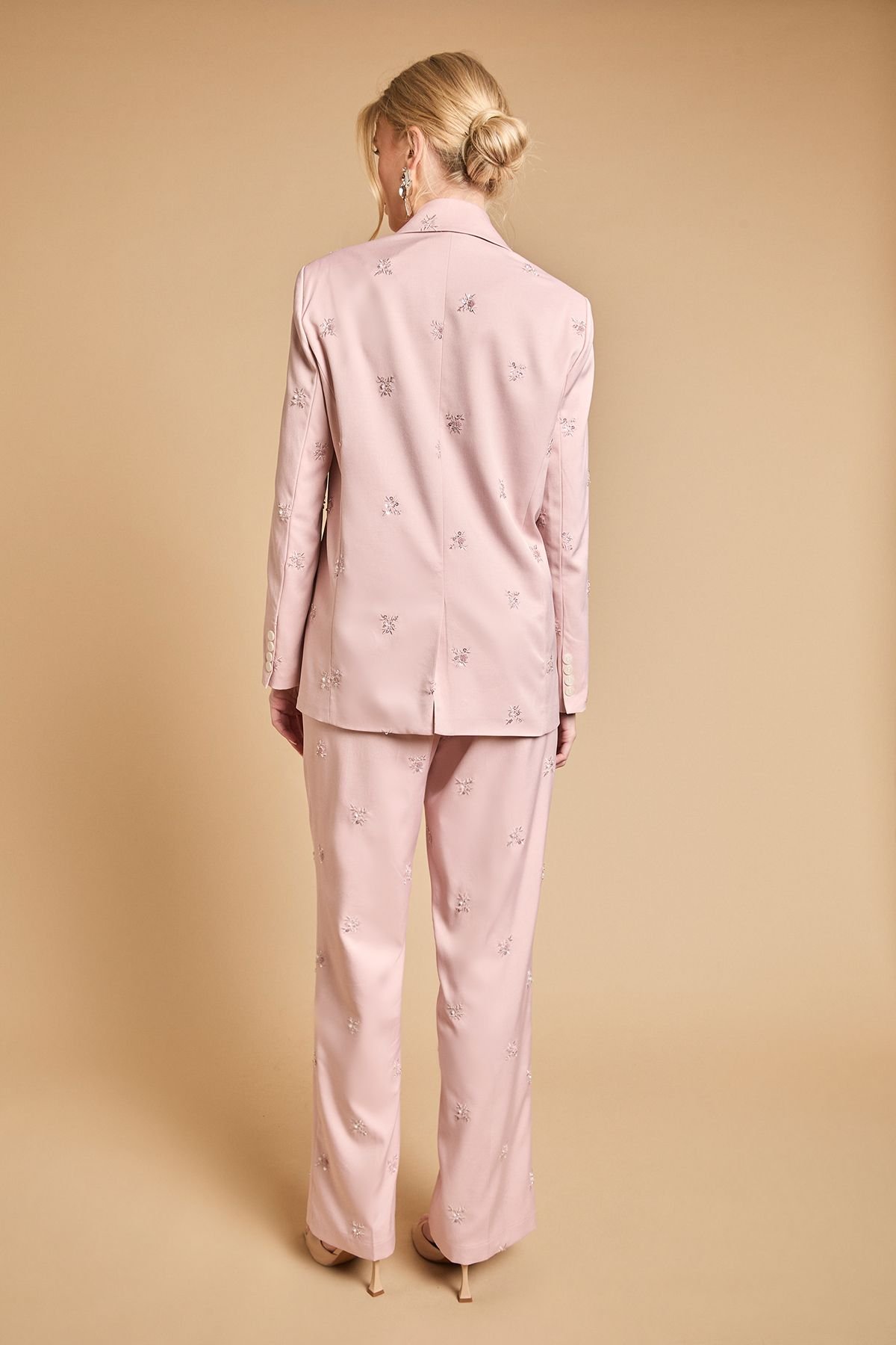 Oasis Oasis Women's Embellished Blazer in Blush - 3