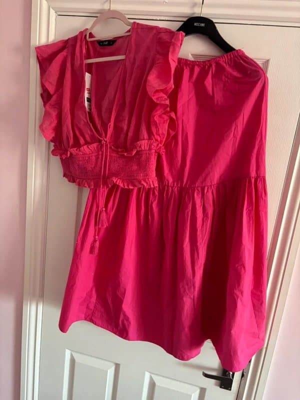Tesco F&F F and f viral pink top and h and m maxi pink ruffle festival party holiday same day post