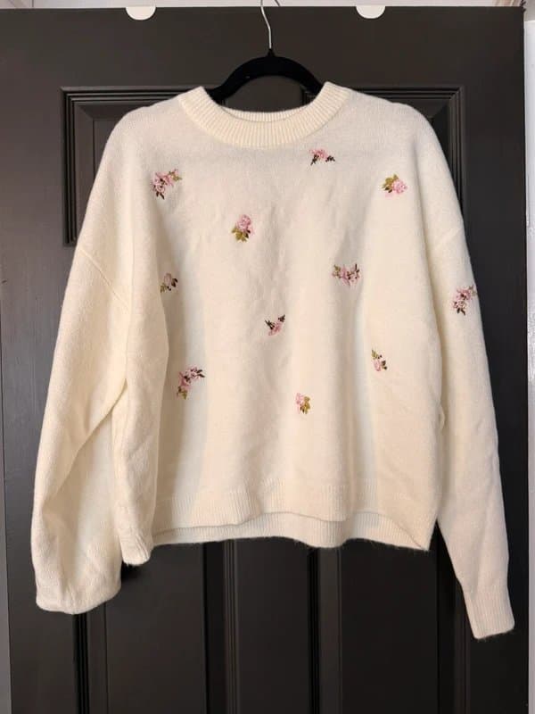 New Look New Look cream flower jumper