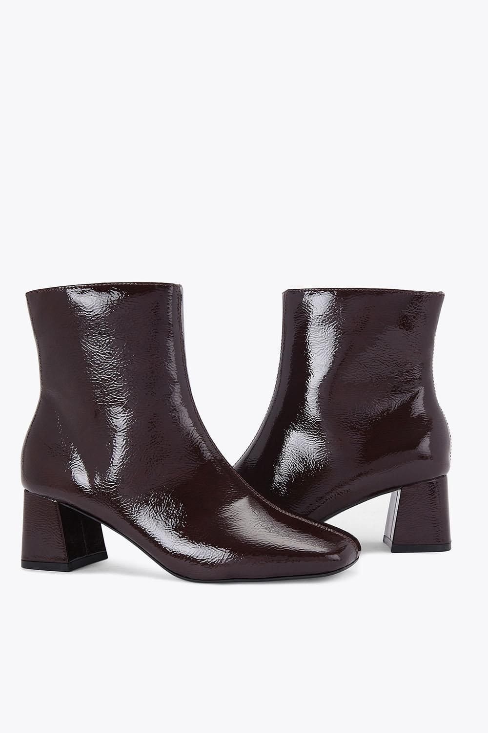 KG Kurt Geiger KG Kurt Geiger Women's 'Storm' Boots in Wine - 4
