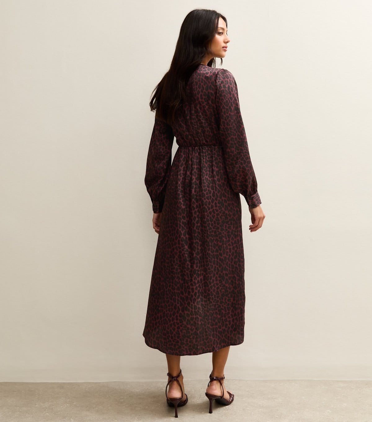 New Look Women's Brown Leopard Print Satin Wrap-Effect Midi Dress New Look - 4